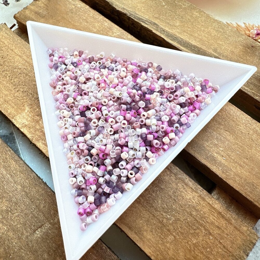 10g Miyuki 11/0 Assorted Glass Seed Beads Mix